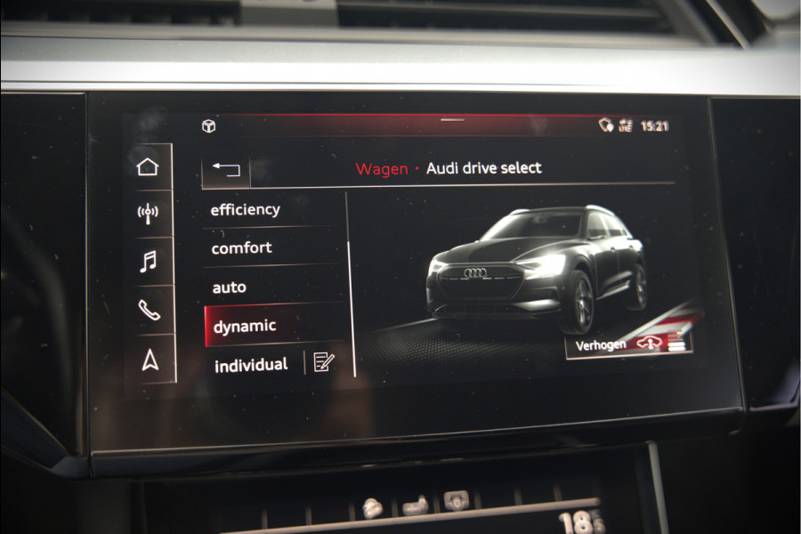 Audi e-tron e-tron 50 quattro Launch edition plus 71 kWh | Panoramadak | Stoelverwarming | Keyless | Apple Carplay | Luchtvering | Adaptive Cruise Control | Leer | Elek. Stoelen  | BTW | NAP | Led | Black Style | PDC | SOH 84,94%