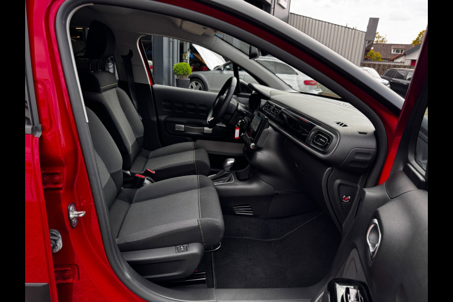 Citroën C3 1.2 PureTech Shine | Automaat | Camera | Stoelverwarming | PDC voor + achter | Navigatie
