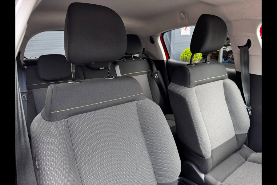 Citroën C3 1.2 PureTech Shine | Automaat | Camera | Stoelverwarming | PDC voor + achter | Navigatie
