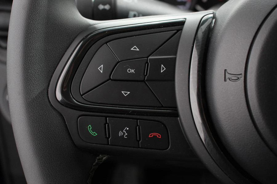Fiat 500X 1.4 Turbo 150pk Yacht Club Automaat Leder Navigatie Canvas vouwdak Adaptive Cruise Control Camera Led 18" Lichtmetalen Velgen Extra getint glas