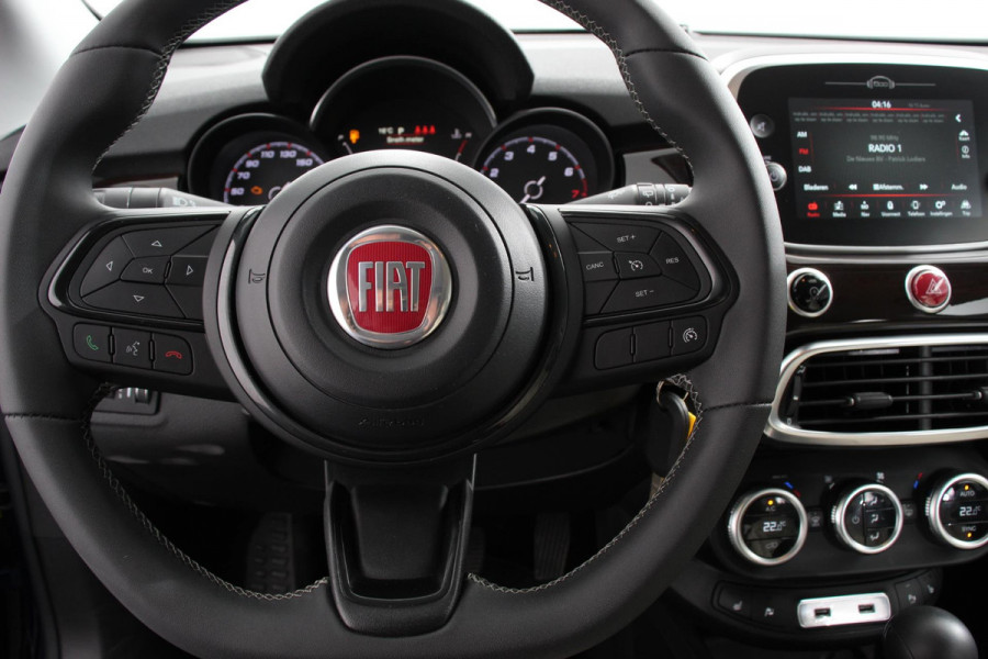 Fiat 500X 1.4 Turbo 150pk Yacht Club Automaat Leder Navigatie Canvas vouwdak Adaptive Cruise Control Camera Led 18" Lichtmetalen Velgen Extra getint glas