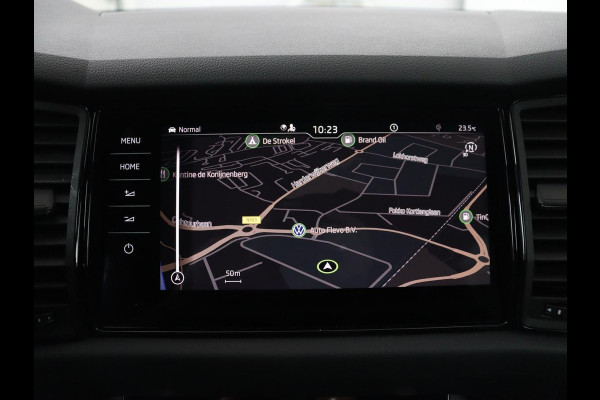Škoda Kodiaq 1.5 TSI Sportline Business | Leder/alcantara | Memory | Stuur/stoel verwarming | Canton sound | Adaptive cruise | Carplay | Camera | Park assist | Trekhaak