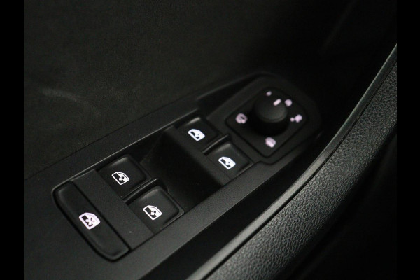 Škoda Kodiaq 1.5 TSI Sportline Business | Leder/alcantara | Memory | Stuur/stoel verwarming | Canton sound | Adaptive cruise | Carplay | Camera | Park assist | Trekhaak