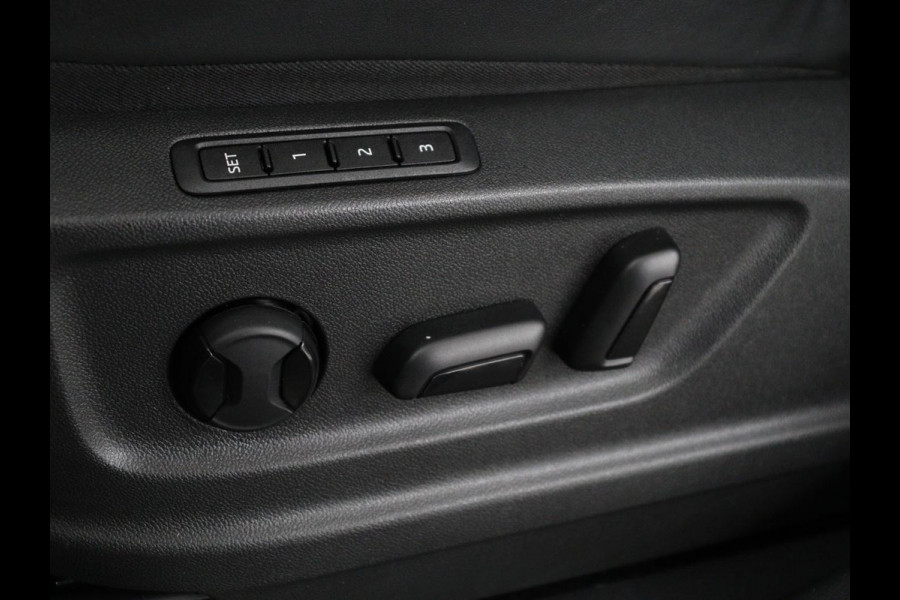Škoda Kodiaq 1.5 TSI Sportline Business | Leder/alcantara | Memory | Stuur/stoel verwarming | Canton sound | Adaptive cruise | Carplay | Camera | Park assist | Trekhaak