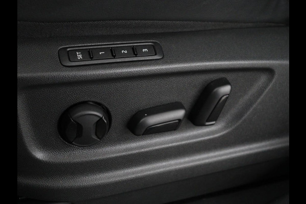 Škoda Kodiaq 1.5 TSI Sportline Business | Leder/alcantara | Memory | Stuur/stoel verwarming | Canton sound | Adaptive cruise | Carplay | Camera | Park assist | Trekhaak