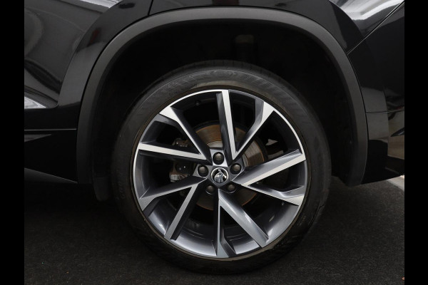 Škoda Kodiaq 1.5 TSI Sportline Business | Leder/alcantara | Memory | Stuur/stoel verwarming | Canton sound | Adaptive cruise | Carplay | Camera | Park assist | Trekhaak