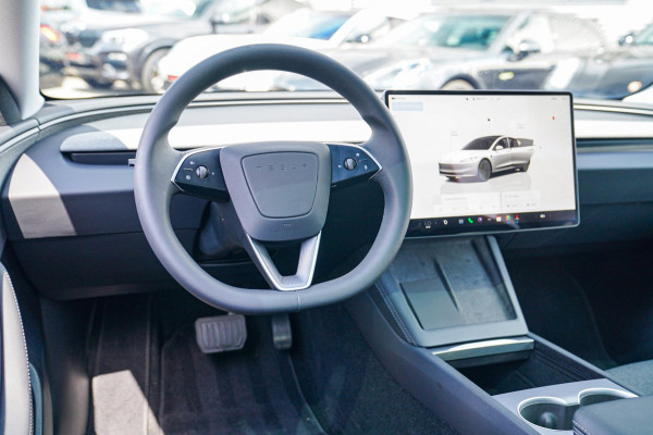 Tesla Model 3 RWD 60 kWh | Selfdriving optie | Panorama sunroof | 360cam | LED | Sfeerverlichting | Adaptieve cruise | Lane assist