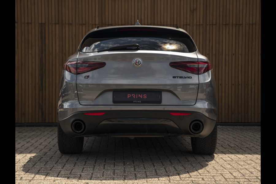 Alfa Romeo Stelvio 2.0T AWD B-Tech | Veloce stoelen | Lederen dash. | Adapt. cruise