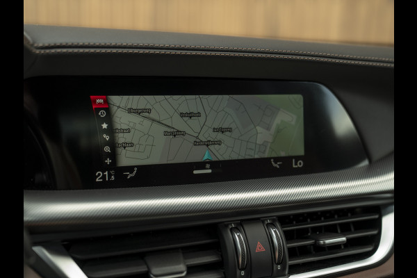 Alfa Romeo Stelvio 2.0T AWD B-Tech | Veloce stoelen | Lederen dash. | Adapt. cruise