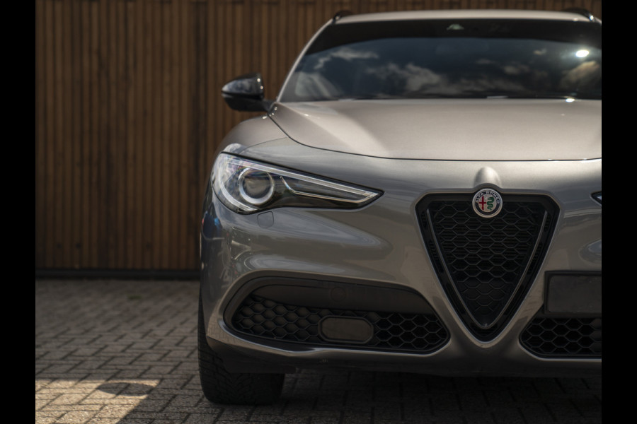 Alfa Romeo Stelvio 2.0T AWD B-Tech | Veloce stoelen | Lederen dash. | Adapt. cruise