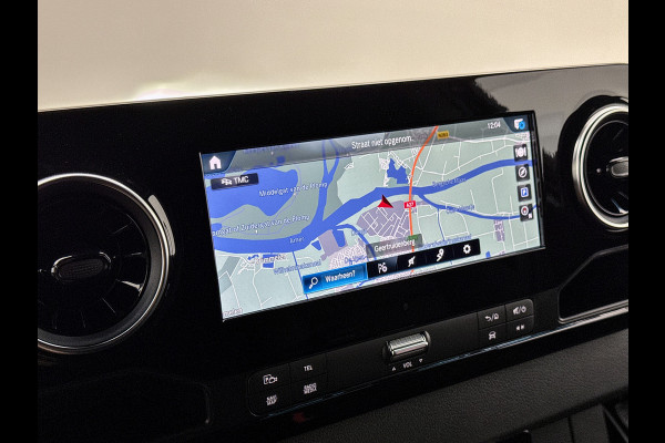 Mercedes-Benz Sprinter 319 CDI L2H2 Distronic 3500kg Trekhaak 360°camera Led Navigatie N1-registratie