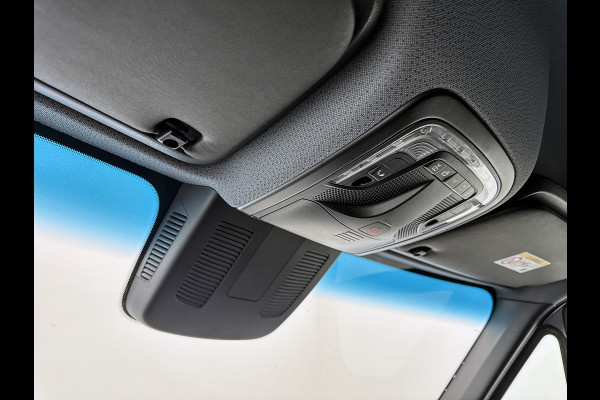 Mercedes-Benz Sprinter 319 CDI L2H2 Distronic 3500kg Trekhaak 360°camera Led Navigatie N1-registratie