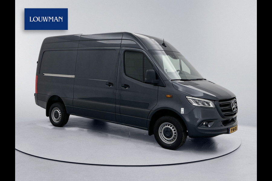 Mercedes-Benz Sprinter 319 CDI L2H2 Distronic 3500kg Trekhaak 360°camera Led Navigatie N1-registratie