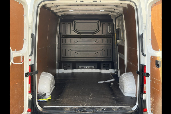 Volkswagen Crafter 35 2.0 TDI L3H2*A/C*CRUISE*HAAK*VOORRUITVERW.*PDC*