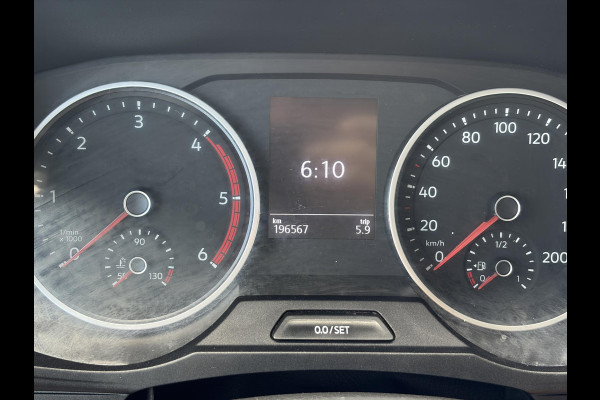 Volkswagen Crafter 35 2.0 TDI L3H2*A/C*CRUISE*HAAK*VOORRUITVERW.*PDC*