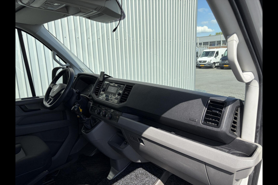 Volkswagen Crafter 35 2.0 TDI L3H2*A/C*CRUISE*HAAK*VOORRUITVERW.*PDC*