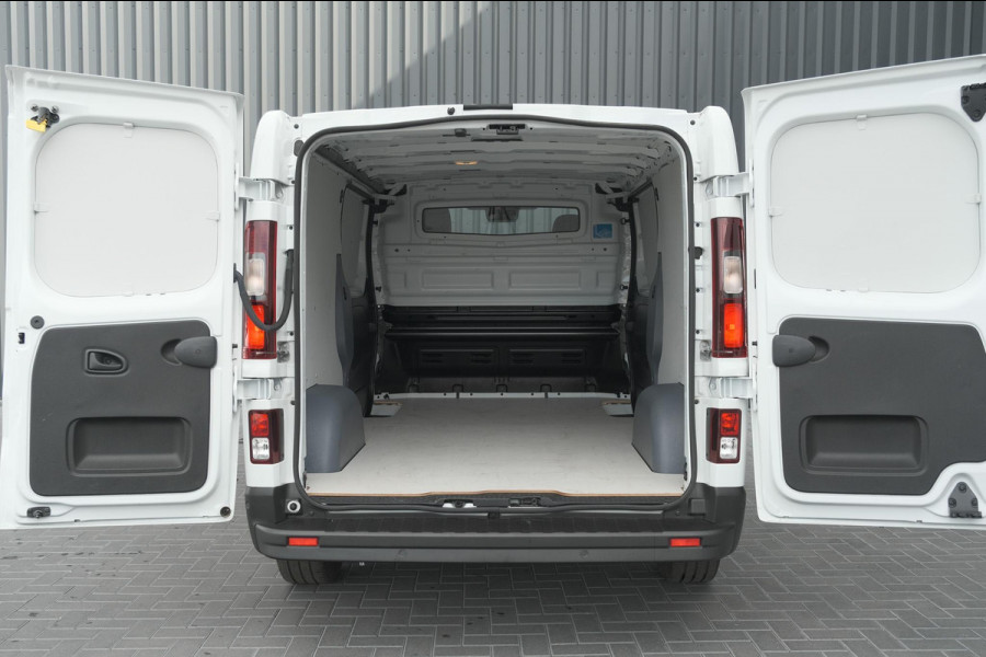 Renault Trafic E-Tech T29 L1H1 Advance 52 kWh | Laadruimte-pakket | Parkeerpakket | 3 fase lader | Camera