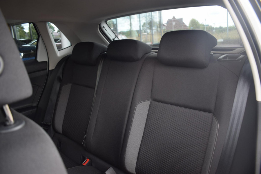 Volkswagen Polo 1.0 TSI Life Business | Automaat | CarPlay | Stoelverw. | Camera