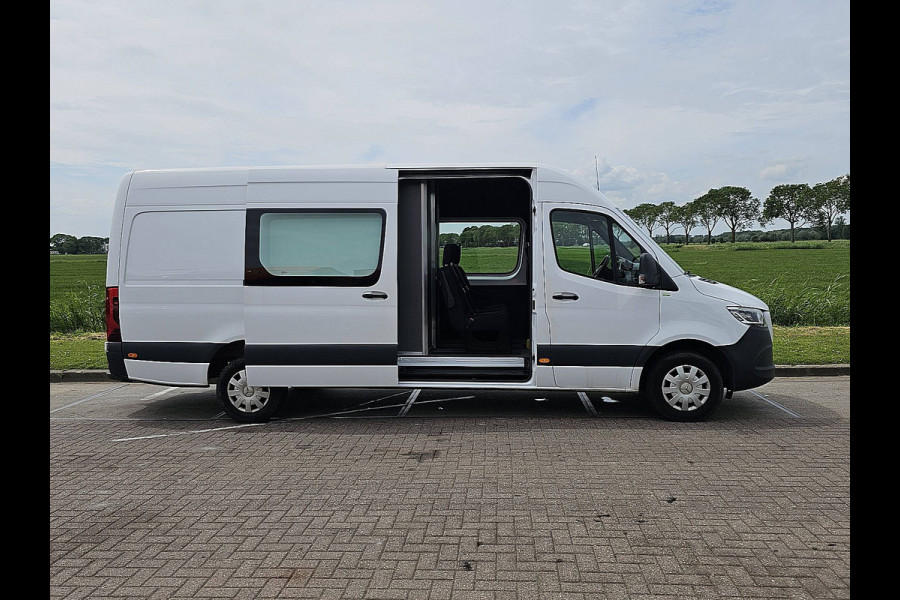 Mercedes-Benz Sprinter 317 L3H2, dubbele cabine,automaat, airco, LED, mbux, navi, camera, trekhaak