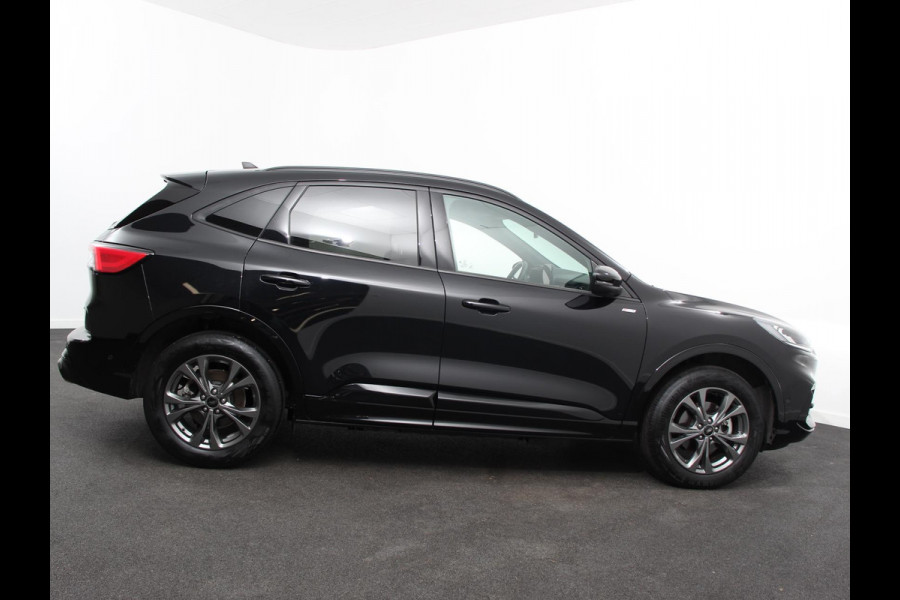Ford Kuga 2.5 PHEV ST-Line X AUtomaat B&O Climate Control Navigatie Camera Elektrische Achterklep Verwarmbare voorstoelen Parkeersensoren voor & achter Verwarmbare voorruit Lichtmetalen velgen Trekhaak