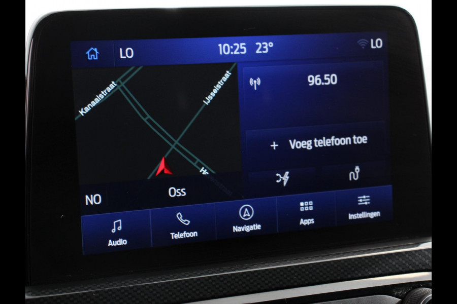 Ford Kuga 2.5 PHEV ST-Line X AUtomaat B&O Climate Control Navigatie Camera Elektrische Achterklep Verwarmbare voorstoelen Parkeersensoren voor & achter Verwarmbare voorruit Lichtmetalen velgen Trekhaak