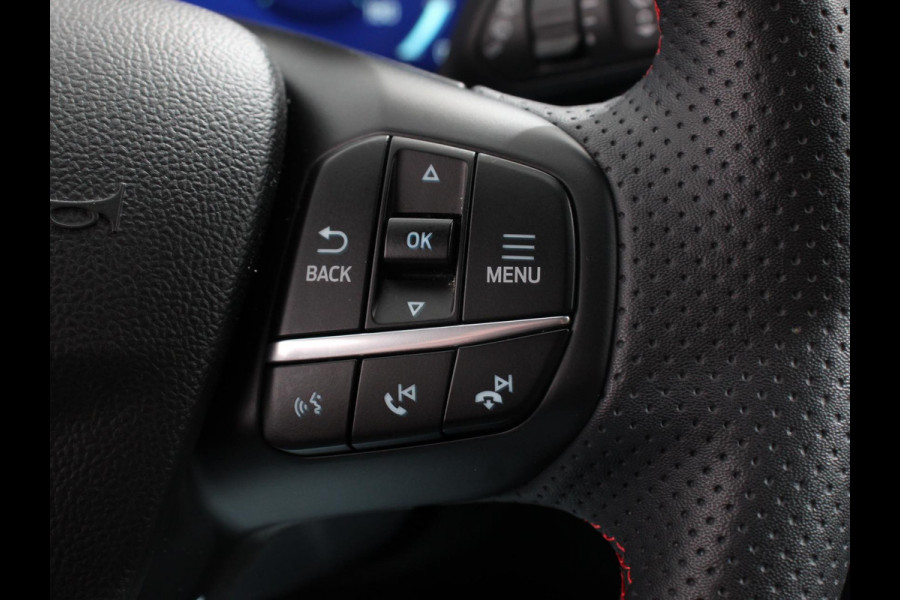 Ford Kuga 2.5 PHEV ST-Line X AUtomaat B&O Climate Control Navigatie Camera Elektrische Achterklep Verwarmbare voorstoelen Parkeersensoren voor & achter Verwarmbare voorruit Lichtmetalen velgen Trekhaak