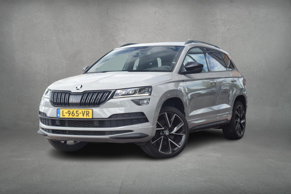 Škoda Karoq 1.5 TSI ACT Sportline Business | Pano | Sportstoelen | CarPlay | Stoelverwarming