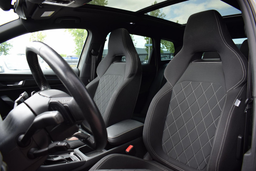 Škoda Karoq 1.5 TSI ACT Sportline Business | Pano | Sportstoelen | CarPlay | Stoelverwarming