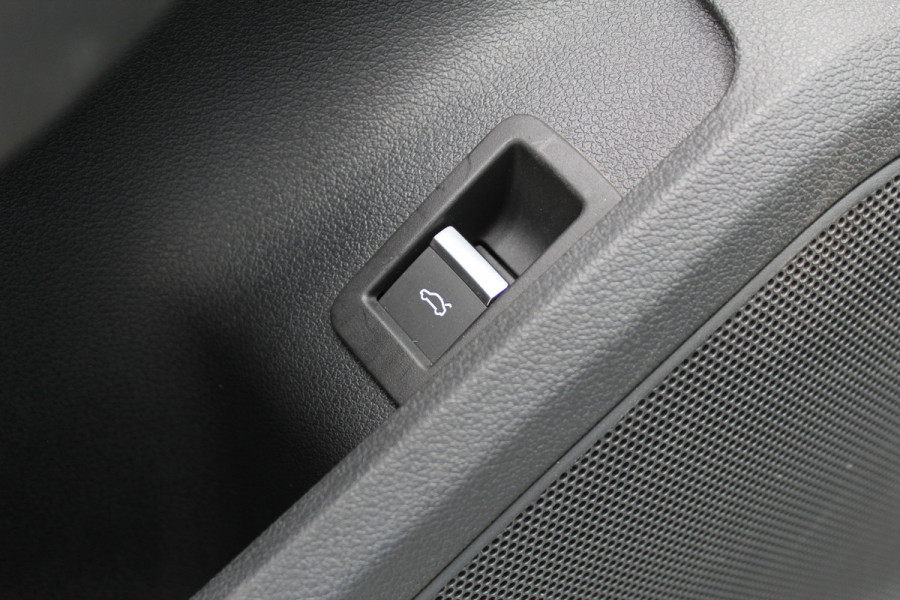 Audi A5 Sportback 40 TFSI S edition | Virtual | Massage | Camera | BLIS