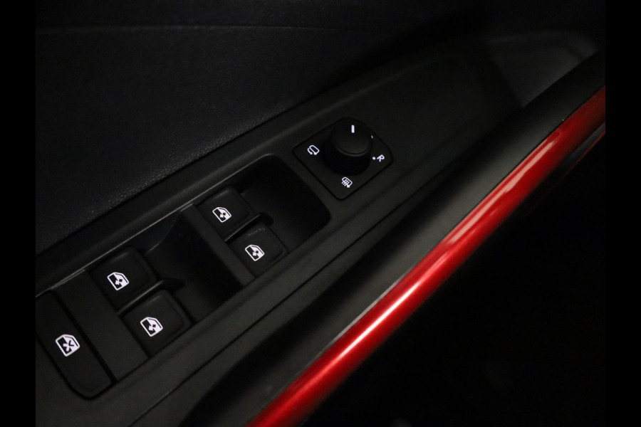 Škoda Fabia 1.0 TSI Monte Carlo 115 pk DSG | Travel Assist | Verwarmde voorstoelen | lichtmetalen velgen 16" |
