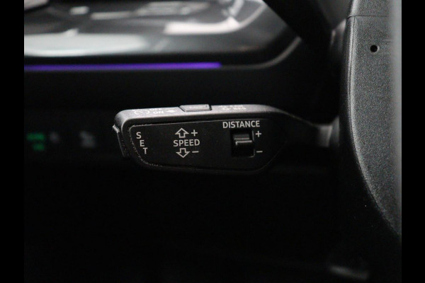 Audi Q4 e-tron 40 Launch edition S Competition 77 kWh | SOH 92,1% | Half leder | Stoelverwarming | Carplay | Adaptive cruise | Climate control | Camera | Park assist | Trekhaak