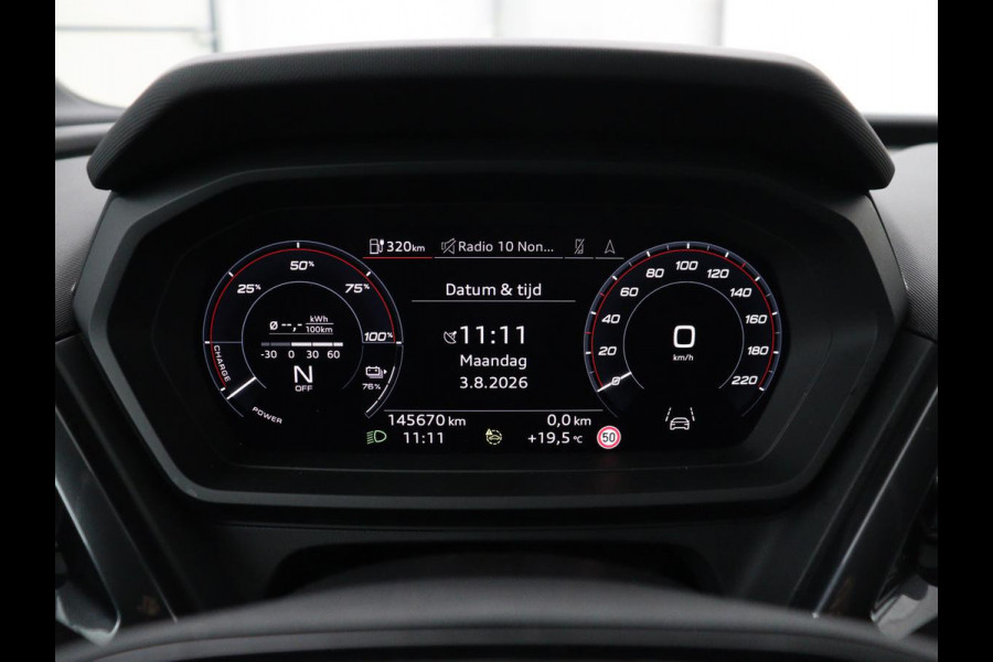 Audi Q4 e-tron 40 Launch edition S Competition 77 kWh | SOH 92,1% | Half leder | Stoelverwarming | Carplay | Adaptive cruise | Climate control | Camera | Park assist | Trekhaak