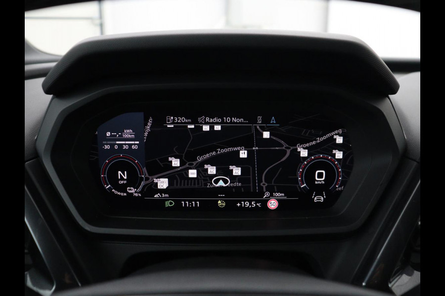 Audi Q4 e-tron 40 Launch edition S Competition 77 kWh | SOH 92,1% | Half leder | Stoelverwarming | Carplay | Adaptive cruise | Climate control | Camera | Park assist | Trekhaak