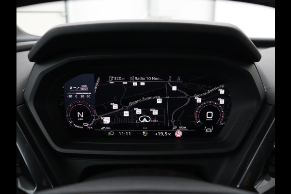 Audi Q4 e-tron 40 Launch edition S Competition 77 kWh | SOH 92,1% | Half leder | Stoelverwarming | Carplay | Adaptive cruise | Climate control | Camera | Park assist | Trekhaak