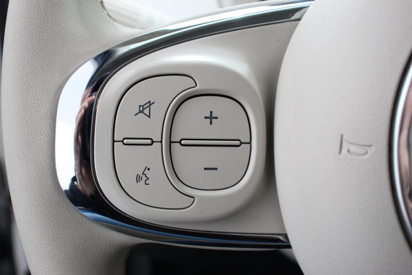 Fiat 500C 1.0 69pk Hybrid Lounge Plus Climate Control Navigatie Apple Carplay/Android Auto Parkeersensor achter Cruise Control Airco