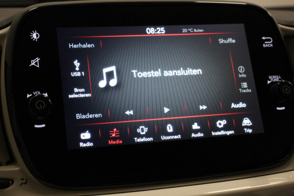 Fiat 500C 1.0 69pk Hybrid Lounge Plus Climate Control Navigatie Apple Carplay/Android Auto Parkeersensor achter Cruise Control Airco