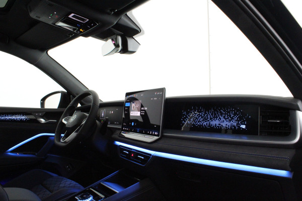 Volkswagen Tayron 1.5 eHybrid R-Line Edition > 272pk/Pano.schuifdak/Trekhaak/116km WLPT Plug-in hybride