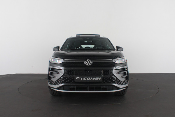 Volkswagen Tayron 1.5 eHybrid R-Line Edition > 272pk/Pano.schuifdak/Trekhaak/116km WLPT Plug-in hybride