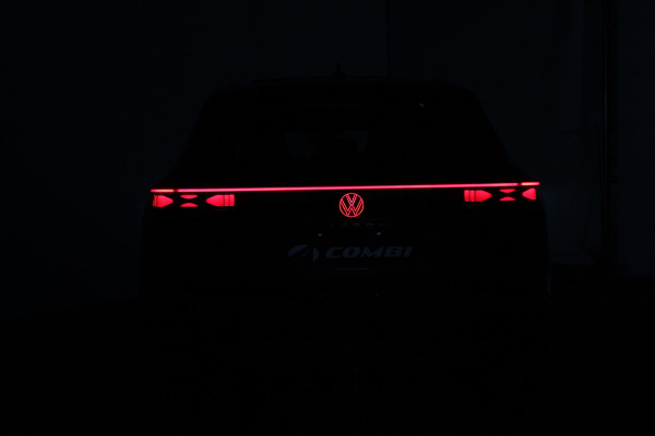 Volkswagen Tayron 1.5 eHybrid R-Line Edition > 272pk/Pano.schuifdak/Trekhaak/116km WLPT Plug-in hybride