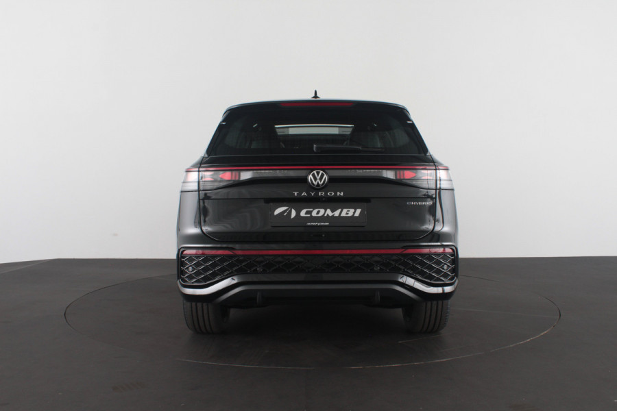 Volkswagen Tayron 1.5 eHybrid R-Line Edition > 272pk/Pano.schuifdak/Trekhaak/116km WLPT Plug-in hybride