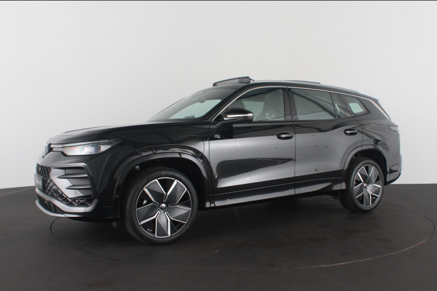 Volkswagen Tayron 1.5 eHybrid R-Line Edition > 272pk/Pano.schuifdak/Trekhaak/116km WLPT Plug-in hybride