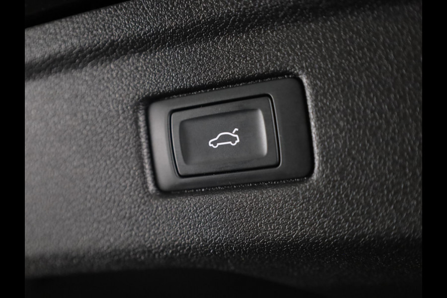 Audi A5 Sportback 40 TFSI S edition 204pk | Ambient lighting | Matrix LED | Stoelverwarming | Audi sound system