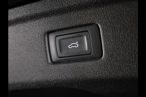 Audi A5 Sportback 40 TFSI S edition 204pk | Ambient lighting | Matrix LED | Stoelverwarming | Audi sound system