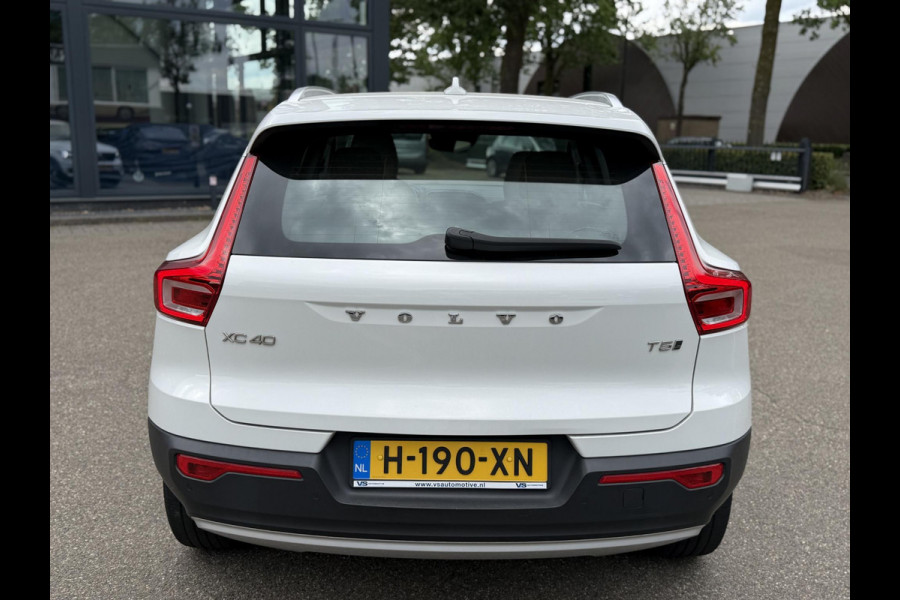Volvo XC40 1.5 T5 Twin Engine Momentum Pro | ORIGINEEL NEDERLANDSE AUTO MET NAP | PLUG-IN HYBRIDE | PILOT ASSIST | ADAPTIVE CRUISE CONTROL | ELEKTRISCHE ACHTERKLEP | STOELVERWARMING |ALL IN  RIJKLAAR GELEVERD MET 12 MAANDEN BOVAG-GARANTIE