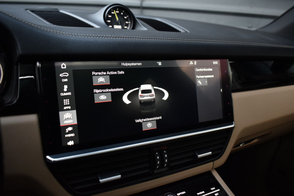 Porsche Cayenne 3.0 E-Hybrid 462pk Sport Chrono | Pano | Trekhaak | 360 Camera | Bose | Stuurverwarming | Luchtvering | Orig. NL |