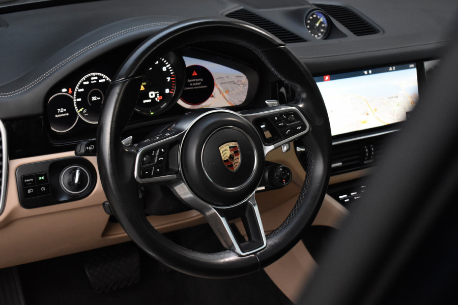 Porsche Cayenne 3.0 E-Hybrid 462pk Sport Chrono | Pano | Trekhaak | 360 Camera | Bose | Stuurverwarming | Luchtvering | Orig. NL |