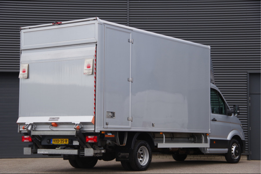 Volkswagen Crafter 35 2.0 TDI N1! DUBBELLUCHT BAKWAGEN, 1000KG LAADKLEP, 164PK AUT. LED, GEVEERDE STOEL, NAVI, CRUISE, AIRCO, VOORRUIT VERWARMING,