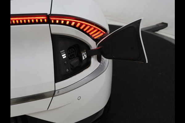 Kia EV6 Plus 77.4 kWh | SOH 96,8% | Leder | Memory | Stuur/stoel verwarming | Stoel ventilatie | Meridian sound | Adaptive cruise | Carplay | Sfeerverlichting | Camera | Park assist