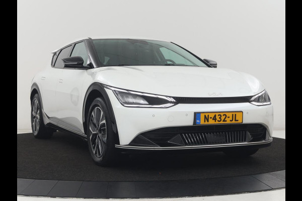 Kia EV6 Plus 77.4 kWh | SOH 96,8% | Leder | Memory | Stuur/stoel verwarming | Stoel ventilatie | Meridian sound | Adaptive cruise | Carplay | Sfeerverlichting | Camera | Park assist