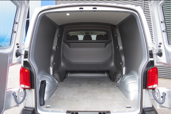 Volkswagen Transporter 2.0 TDI L2 DC-5P, 150PK AUT. LED, 2X SCHUIFDEUR, STOELVERWARMING, STANDKACHEL, AIRCO, DUBBELE CABINE, DUBBEL CABINE